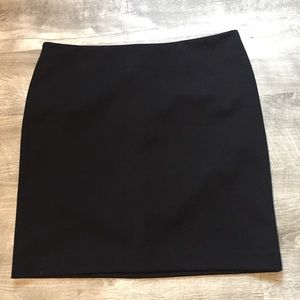 NWOT New York & Company stretch skirt size 10.